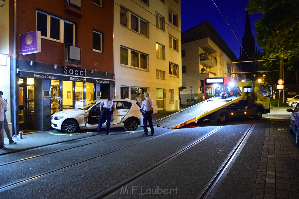 VU Pkw Strab PKlemm Koeln Altstadt Jahnstr P146.JPG - Miklos Laubert